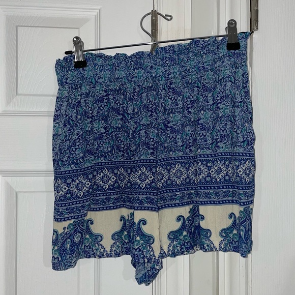 High waisted short - Picture 1 of 6
